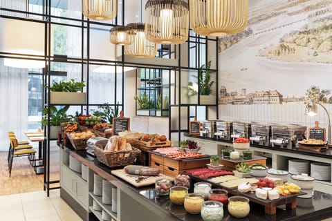 Daily buffet breakfast for a fee