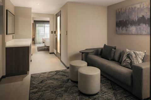 Premium bedding, down comforters, pillowtop beds, in-room safe