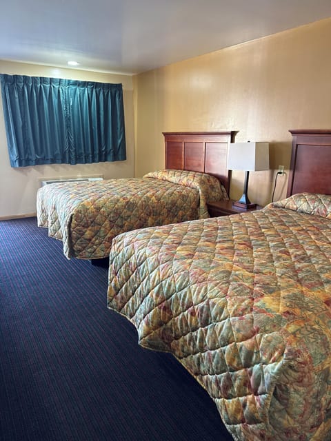 Standard Room, 2 Queen Beds | Free WiFi, bed sheets