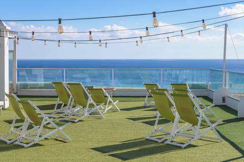 Sundeck