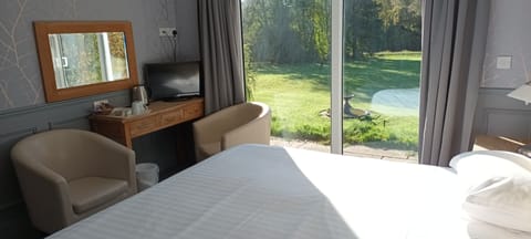 Superior Double Room | Premium bedding, soundproofing, free WiFi, bed sheets