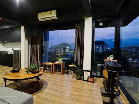 Grand Panorama Suite | Mountain view