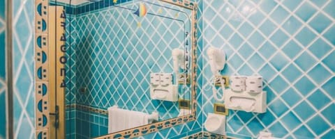 Standard Double Room | Bathroom | Combined shower/tub, hair dryer, bidet, towels