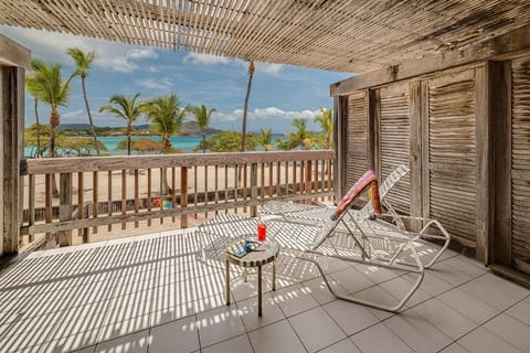 The Deck facing the Beach