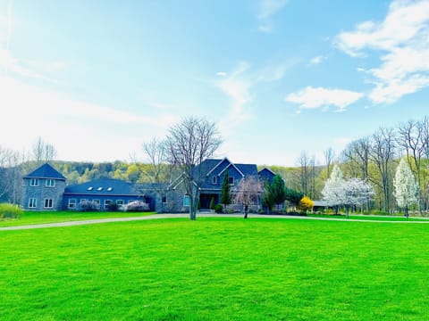 Elk Mountain Estate Manor 