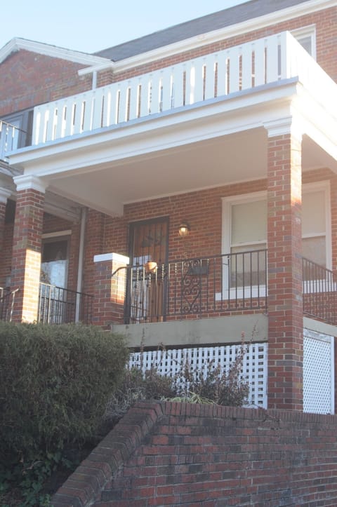 Gallatin Guesthouse