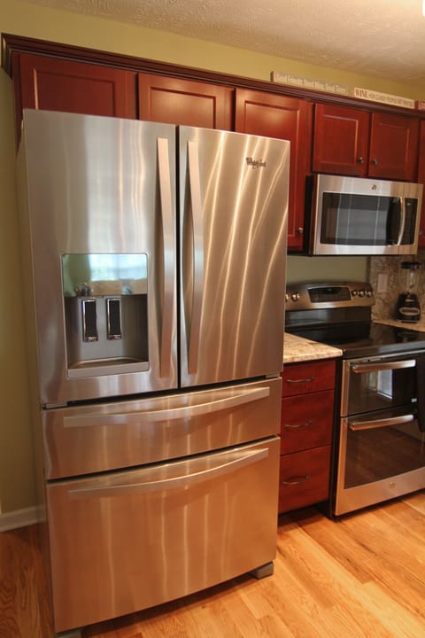 Gorgeous new fridge.