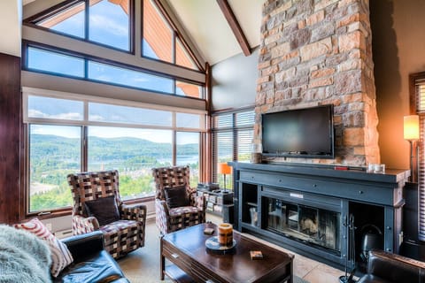 Living room with stunning views and fireplace