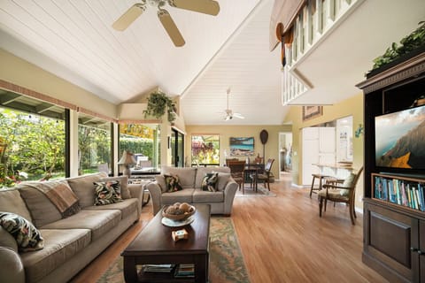 Open living floor plan with garden views!
Kauai Vacation Home princeville