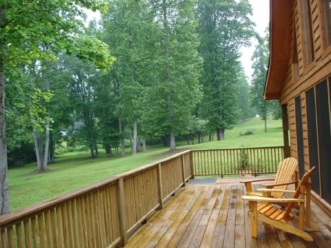 Enjoy relaxing on the deck!