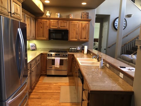 Fully equipped modern kitchen