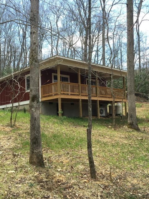 The cottage is a private getaway to enjoy nature and the mountains.