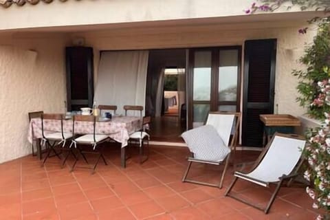 11e572a9-0bb9-452f-8ea7-ad247a3200ec