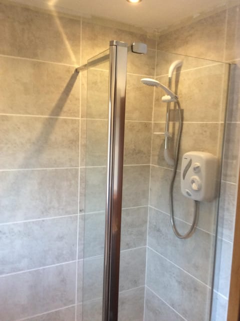 Fully Tiled Large Walk In Shower