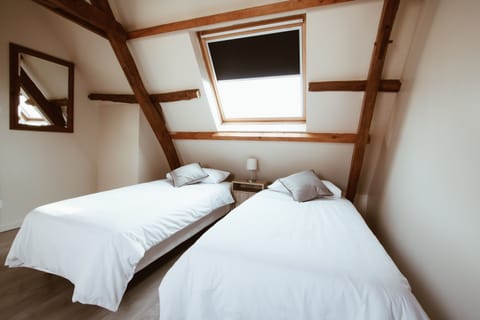 Bedroom 1 with en suite shower & toilet.
Twin configuration.