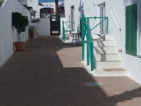 up from pool with security gates