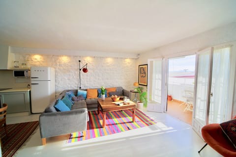 A versatile open space, ideal to spend time together. 