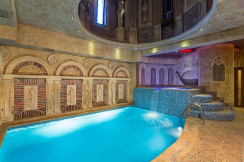 Premier Suite | Indoor pool | 2 indoor pools, sun loungers