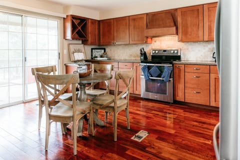 Kitchen with modern appliances to whip up the perfect Texas Hill Country Breakfast for your family