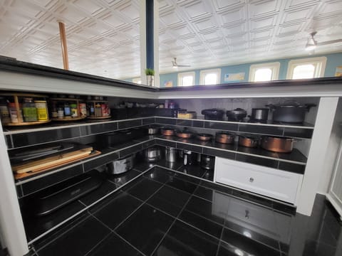 Easy to find cookware, tabletop appliances, steak knives,cutting boards & spices