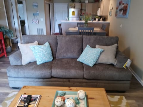 extra large comfy sofa sleeper