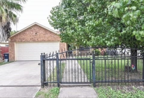 Cowtown Casa