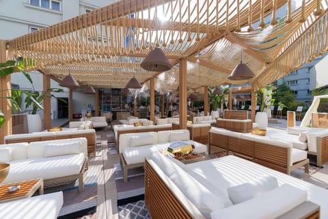 Indoor pool, seasonal outdoor pool, pool umbrellas, sun loungers