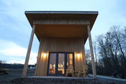 Deluxe Chalet, 1 King Bed, Accessible, Lake View | Terrace/patio