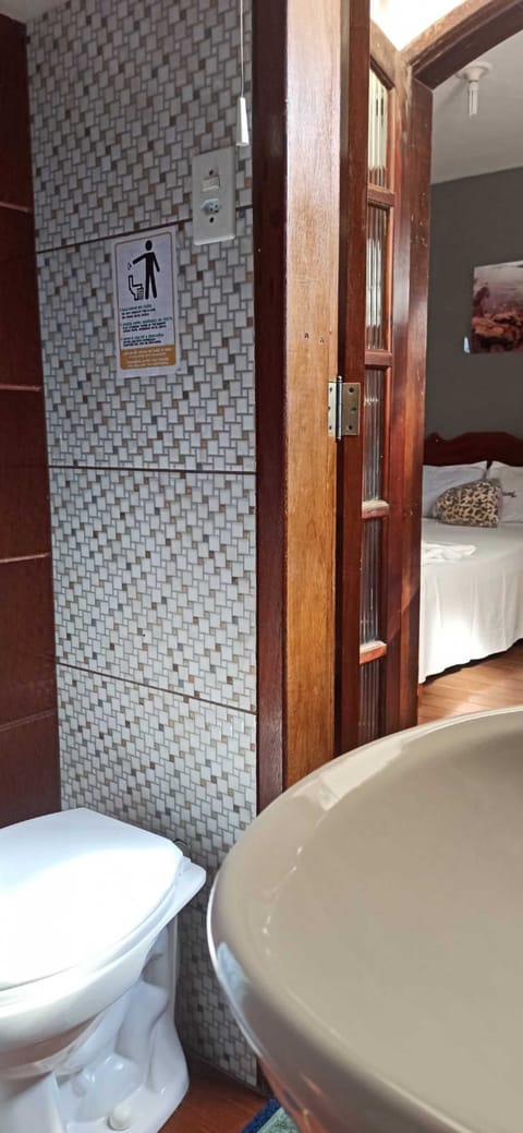 Junior Double Room, 1 Bedroom, Ensuite | Bathroom | Shower, towels, soap, toilet paper