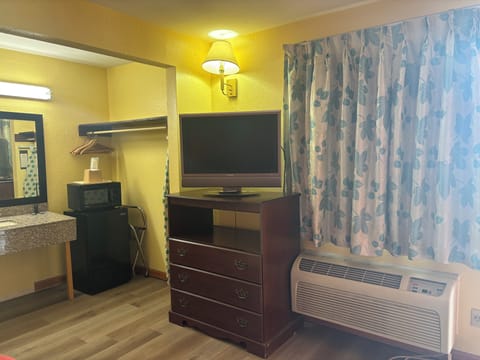 Standard Room, 2 Queen Beds | Desk, iron/ironing board, free WiFi