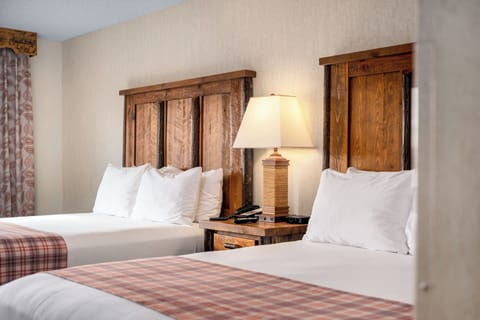 Classic Room, 2 Queen Beds with Jetted Tub | Desk, blackout drapes, iron/ironing board, free WiFi