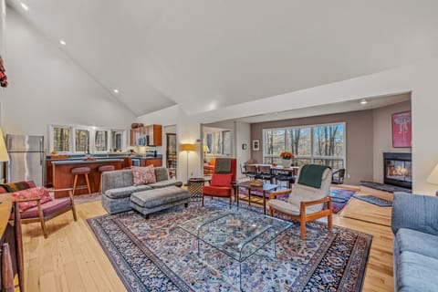 Join one Join all for a gathering of shared memories