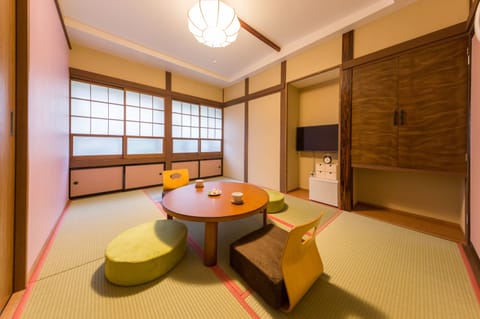 Japanese Style Room B3 | In-room safe, desk, free WiFi, bed sheets