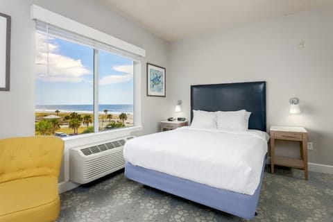 Ocean View Studio (Partial View) | Iron/ironing board, free WiFi, bed sheets