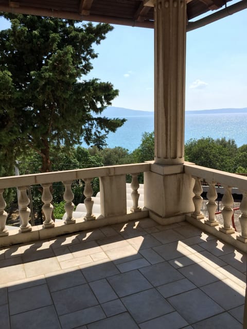 Standard Triple Room, Sea View | Terrace/patio