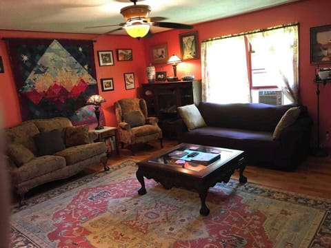 Large Living Room area, roomy, dedicated A/C