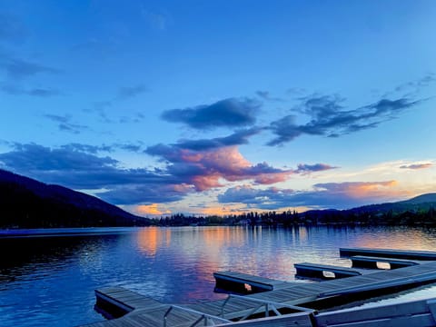 Private docks and slip rental for $50/day (based on availability)