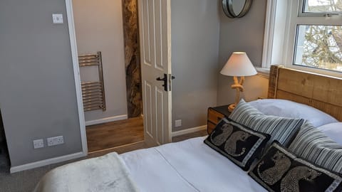 Comfort Double Room, Ensuite (Room 7 2nd Floor) | 1 bedroom