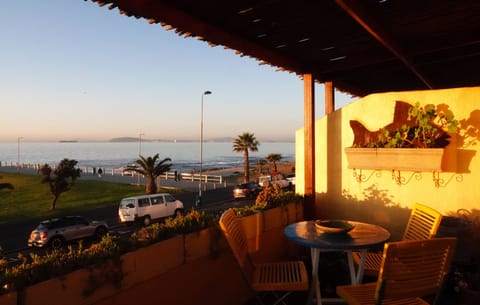 Premier Studio Suite, 1 Queen Bed, Sea View | Minibar, in-room safe, individually decorated, individually furnished
