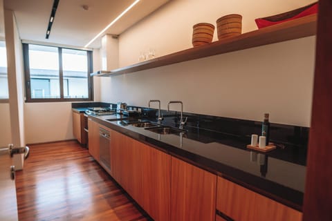 In-room safe, free WiFi, bed sheets