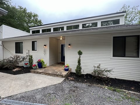 Welcome to Happy Endings - it's where memories begin!