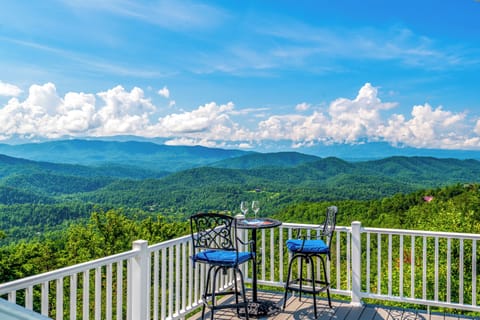 Shell Mountain is known for it's unbeatable views on the quieter side of Sevierville.