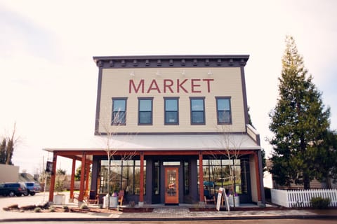Another view of the Red Hills Market, walking distance to numerous tasting rooms