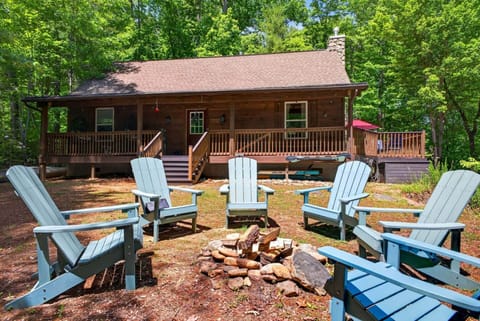 Gather around the fire after a day exploring the lakes, trails, and mountains.