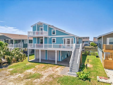 Front view Concord St