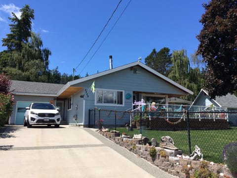 You have the whole house! Plenty of parking and quiet!