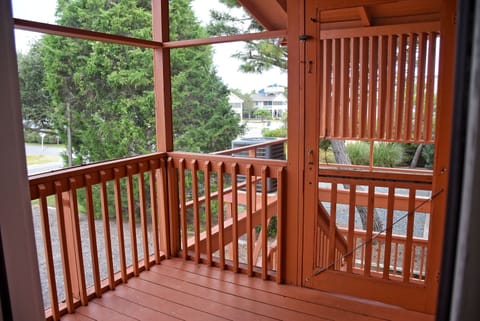STREET SIDE ENTRANCE PORCH