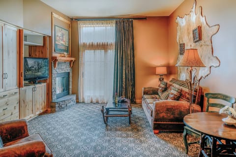 Flat-screen TV, fireplace