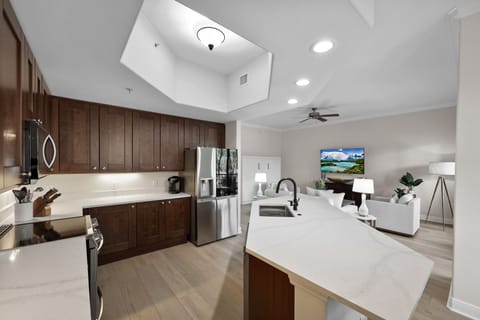 Lots of counter space to prepare meals