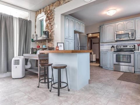 Dining Room looking into kitchen